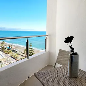 studio-le-luxe-au-soleil-face-a-la-mer.1costadelsol.com/