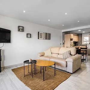apartamento-welcs-en-el-centro-de-empuriabrava.catalonia-hotels.com/